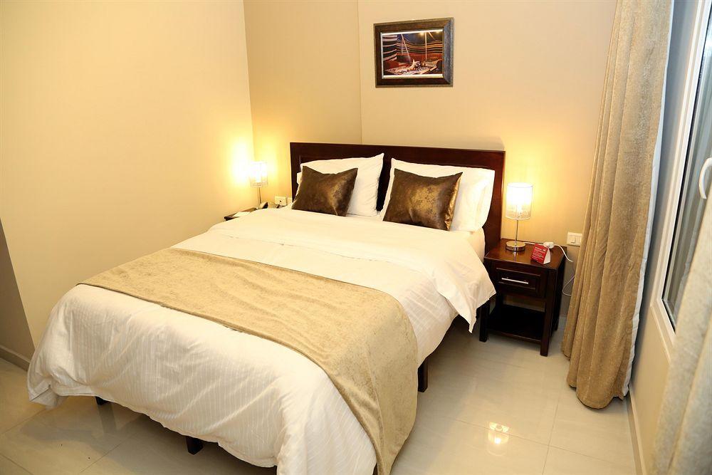 Saint John Hotel Madaba Esterno foto