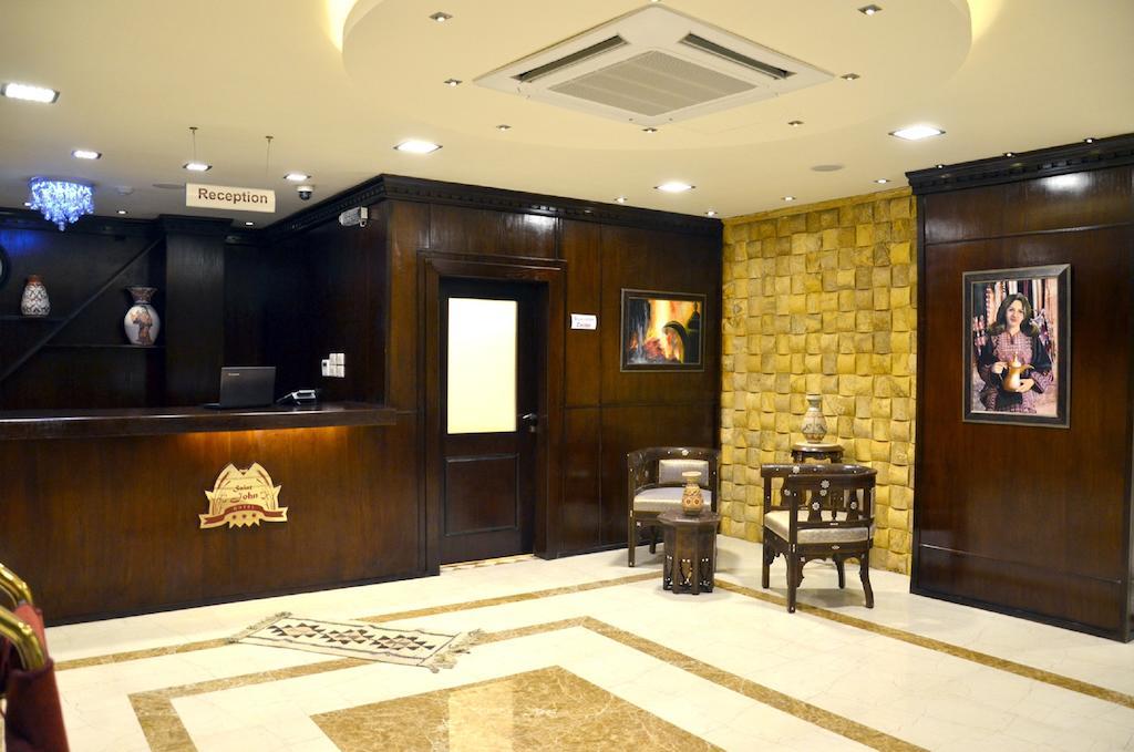 Saint John Hotel Madaba Esterno foto