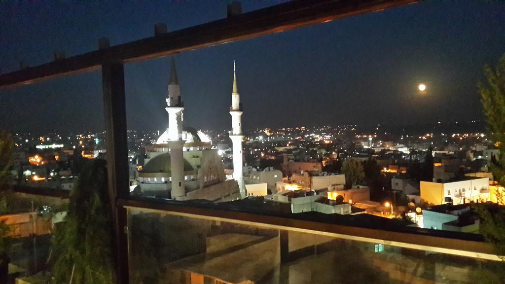 Saint John Hotel Madaba Esterno foto