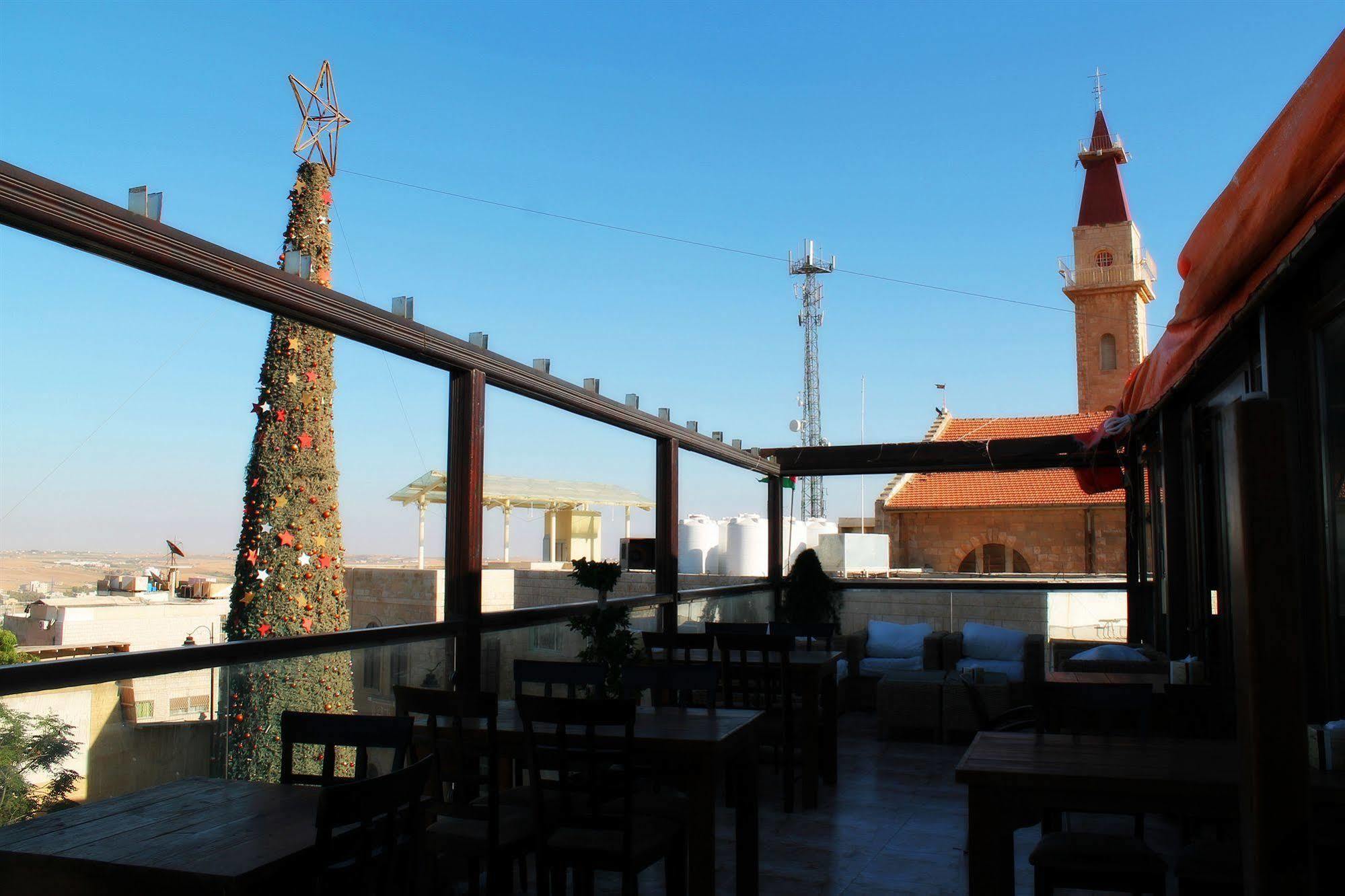 Saint John Hotel Madaba Esterno foto